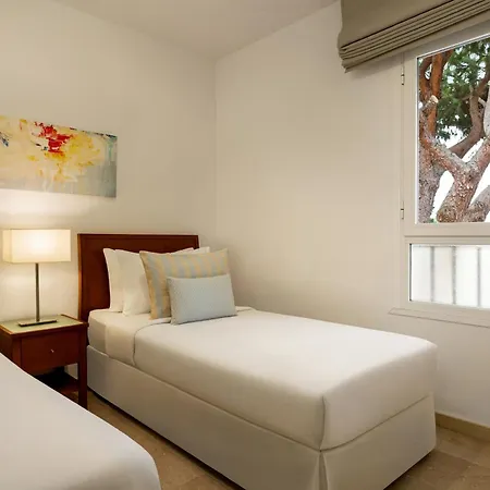 Ramada & By Wyndham Costa Del Sol شقة فندقية 3*