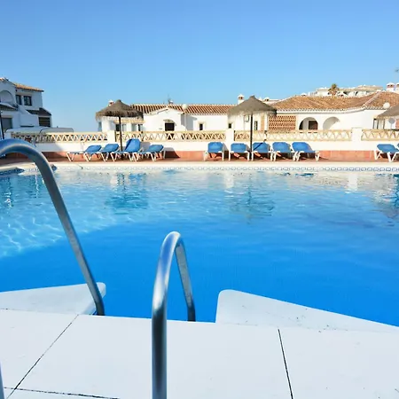 Apartahotel Ramada Hotel&suites By Wyndham Costa Del Sol