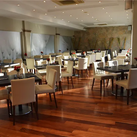 Ramada & By Wyndham Costa Del Sol Lägenhetshotell 4*