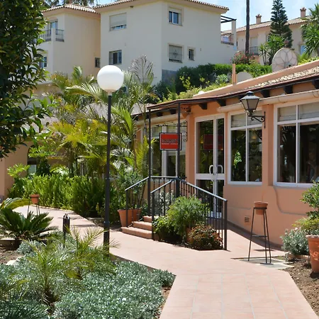 Ramada & By Wyndham Costa Del Sol شقة فندقية