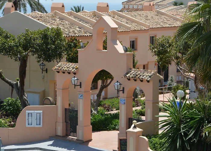 Ramada & By Wyndham Costa Del Sol Aparthotel Fuengirola