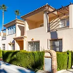 Ramada & By Wyndham Costa Del Sol 아파트호텔