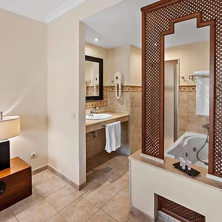 Апарт-отель Ramada & By Wyndham Costa Del Sol