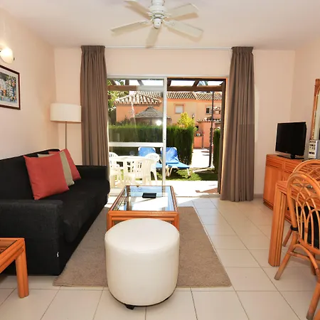 Ramada & By Wyndham Costa Del Sol 아파트호텔