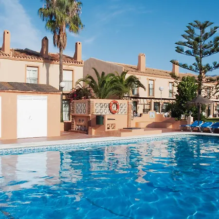 Ramada & By Wyndham Costa Del Sol 4* 푸엔히롤라