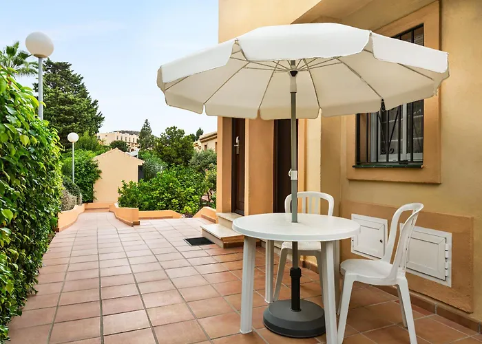 Ramada & By Wyndham Costa Del Sol Lejlighedshotel