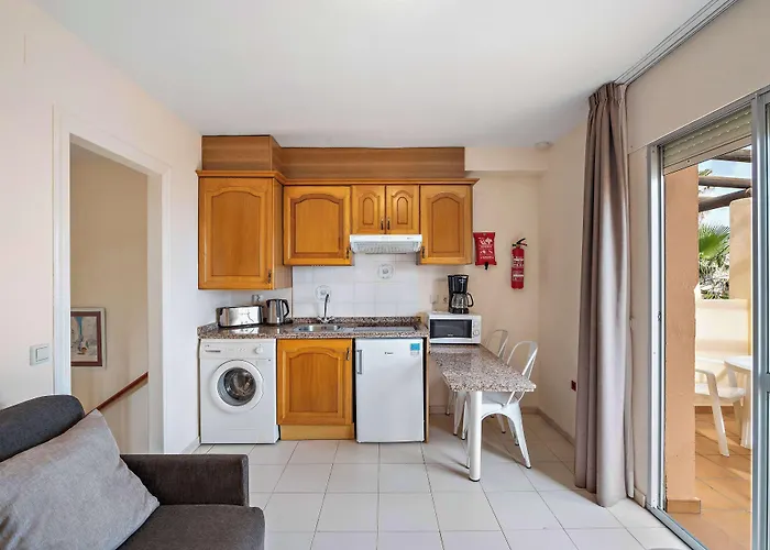 Ramada & By Wyndham Costa Del Sol Lejlighedshotel 3*